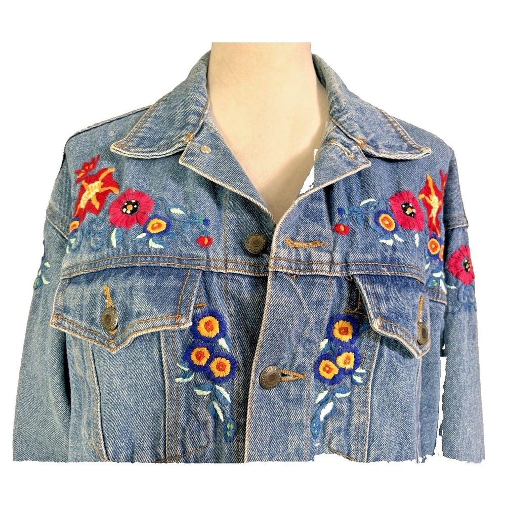 Levi's style Denim Jacket Women's L Floral Heavily Embroidered Trucker Jacket